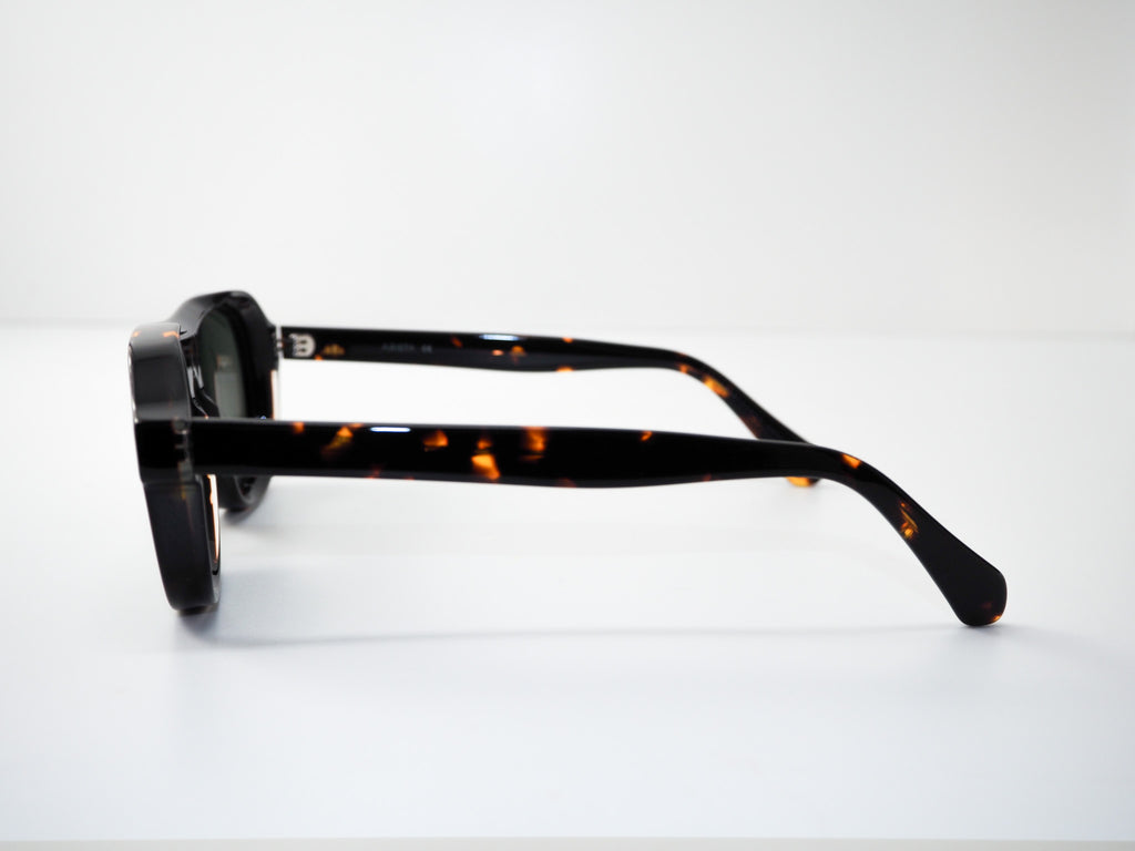 FUNKY FRAMES